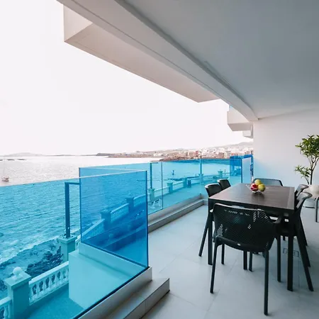 Blue Balcony By Airnest Apartamento *